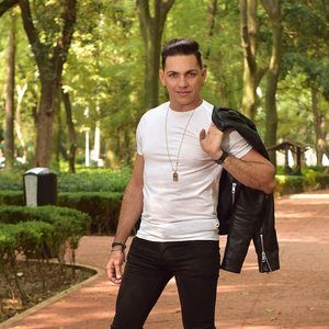 Meet your Posher, Jorge carlos